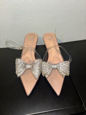 Women’s Sparkle Bow Pointed-Toe Slingback heels - Blush